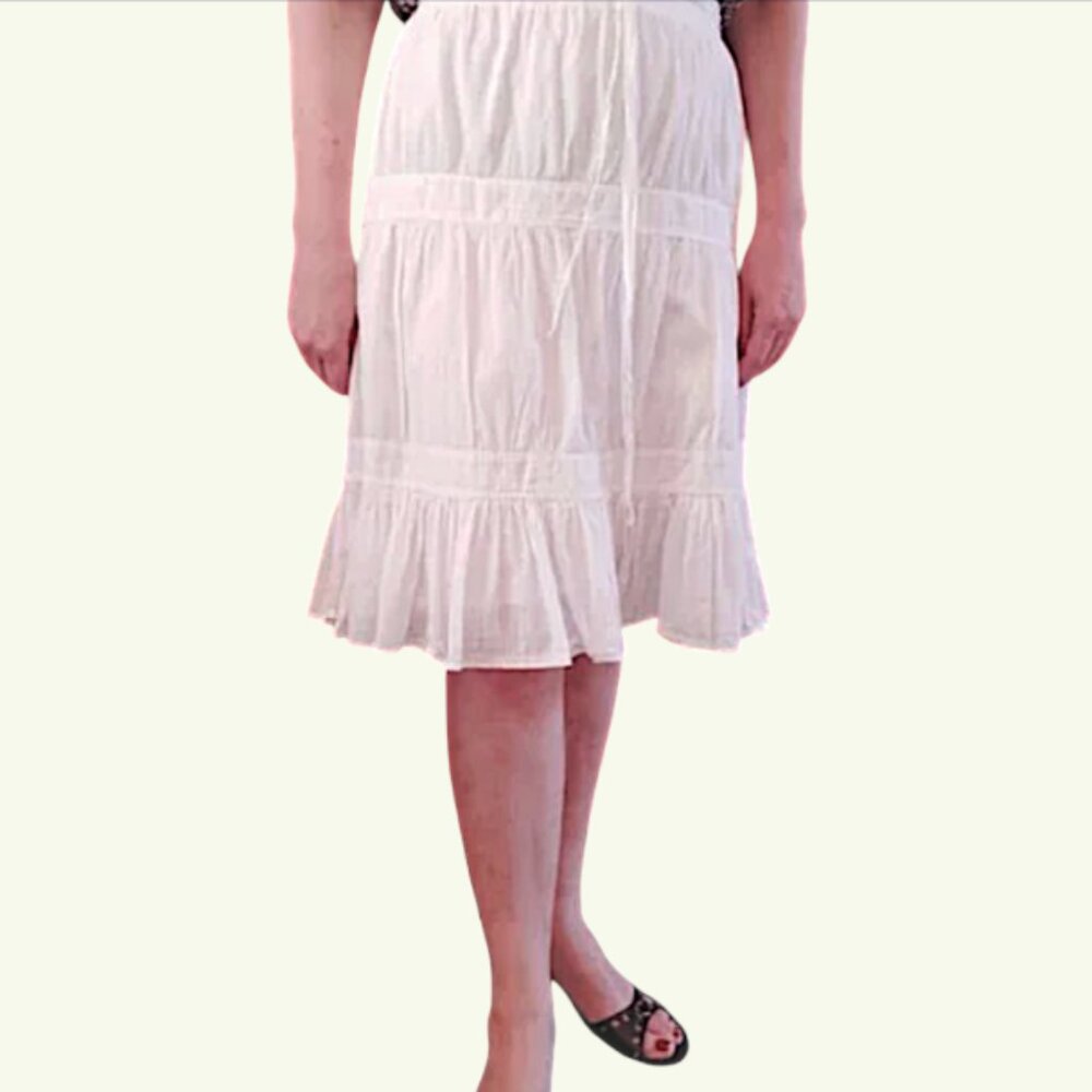 Theory White Skirt Lined  Size Small - Picture 9 of 9